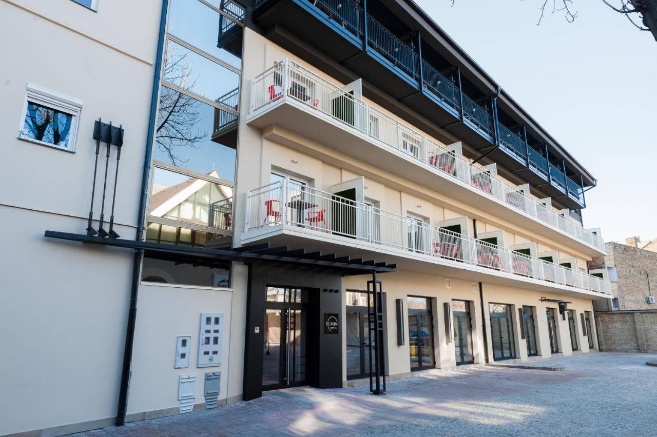 Hotel Forum Garni Subotica Exterior foto